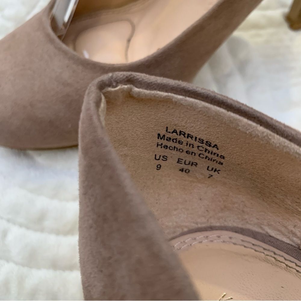 KELLIE & KATIE Elegant Taupe High Heel Pumps Size 9 - Picture 10 of 13